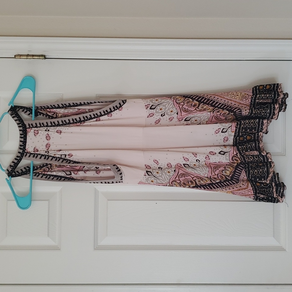 Dress - Picture 2 of 4